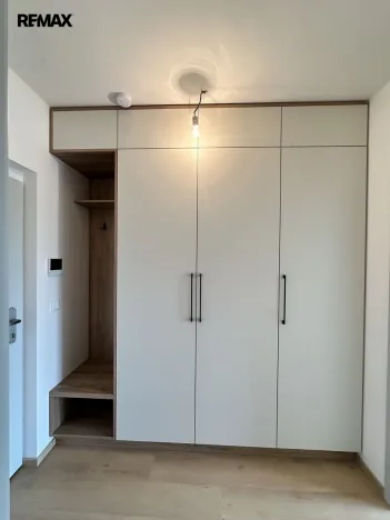 Pronájem bytu 1+kk, Třebíč - Nové Město, Modřínová, 38 m2