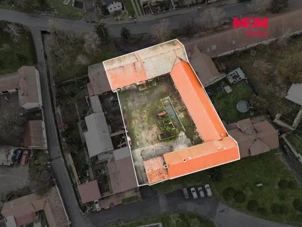 Prodej rodinného domu, Černiv, 320 m2