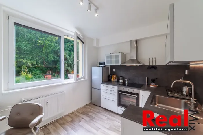 Pronájem bytu 1+1, Brno - Jundrov, Jasanová, 32 m2