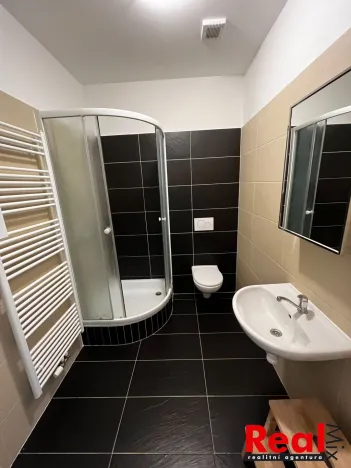 Pronájem bytu 1+kk, Brno - Veveří, Kounicova, 24 m2