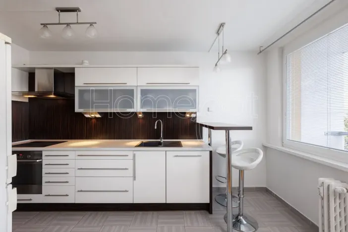 Pronájem bytu 3+1, Praha - Letňany, Ostravská, 73 m2