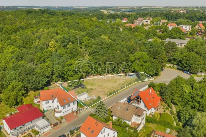 Prodej pozemku pro bydlení, Praha - Radotín, Strážovská, 947 m2