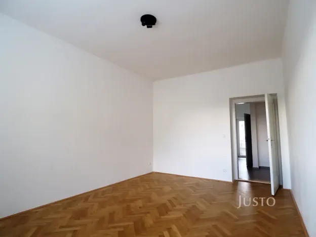 Pronájem bytu 2+1, Písek, Mírové nám., 77 m2