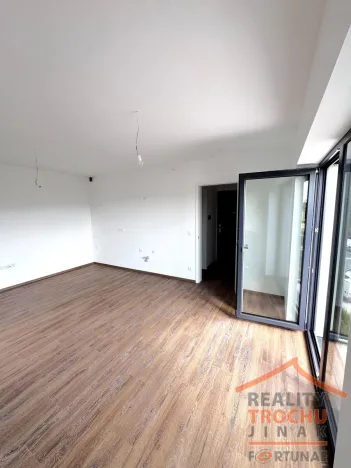 Prodej bytu 1+kk, Hradec Králové, Pod Zámečkem, 30 m2