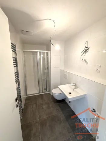 Prodej bytu 1+kk, Hradec Králové, Pod Zámečkem, 30 m2