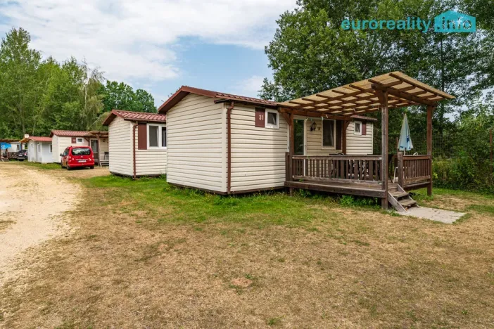 Prodej komerčního pozemku, Františkovy Lázně, Jezerní, 8616 m2