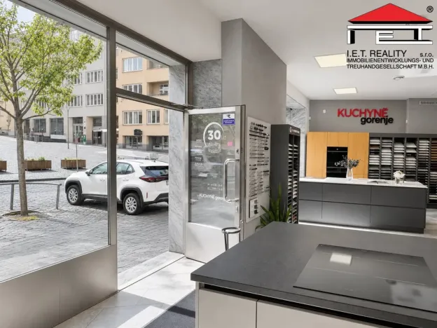 Pronájem obchodního prostoru, Brno, Dominikánské náměstí, 109 m2
