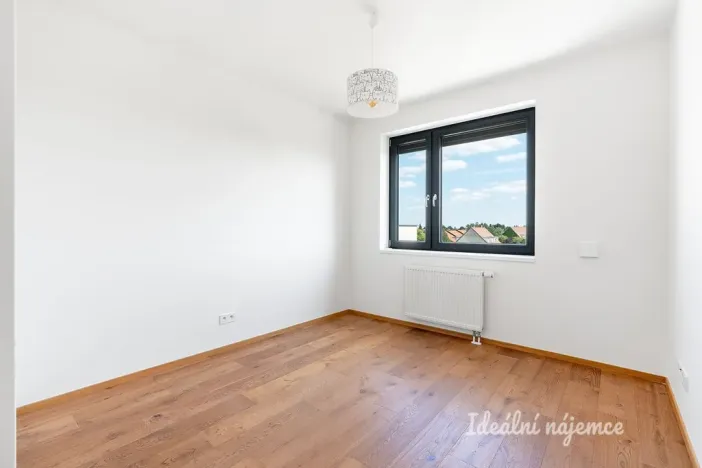 Pronájem bytu 4+kk, Horoměřice, Karla IV., 117 m2