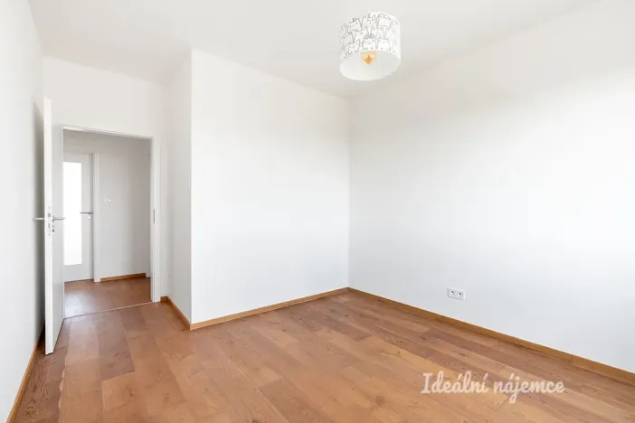 Pronájem bytu 4+kk, Horoměřice, Karla IV., 117 m2