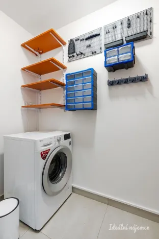Pronájem bytu 4+kk, Horoměřice, Karla IV., 117 m2