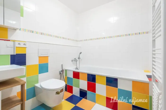 Pronájem bytu 4+kk, Horoměřice, Karla IV., 117 m2