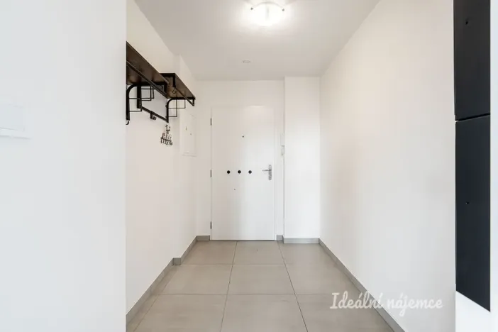 Pronájem bytu 4+kk, Horoměřice, Karla IV., 117 m2