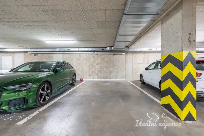Pronájem bytu 4+kk, Horoměřice, Karla IV., 117 m2