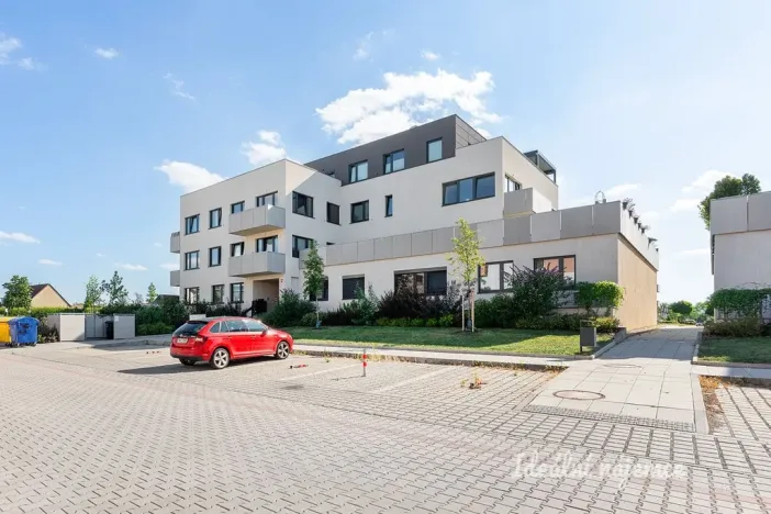 Pronájem bytu 4+kk, Horoměřice, Karla IV., 117 m2
