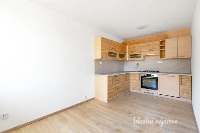 Pronájem bytu 3+1, Kralupy nad Vltavou, sídl. Hůrka, 66 m2
