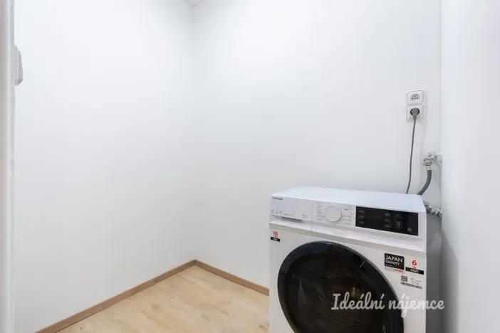 Pronájem bytu 3+1, Kralupy nad Vltavou, sídl. Hůrka, 66 m2