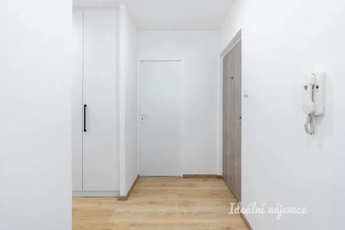 Pronájem bytu 3+1, Kralupy nad Vltavou, sídl. Hůrka, 66 m2