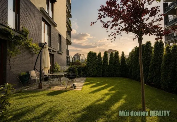 Pronájem bytu 3+kk, Praha - Hrdlořezy, 89 m2