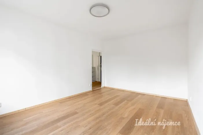 Pronájem bytu 2+1, Kladno - Kročehlavy, Arbesova, 51 m2