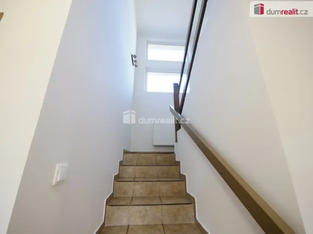 Pronájem rodinného domu, Úštěk - Úštěk-Českolipské Předměstí, Vilová čtvrť, 167 m2