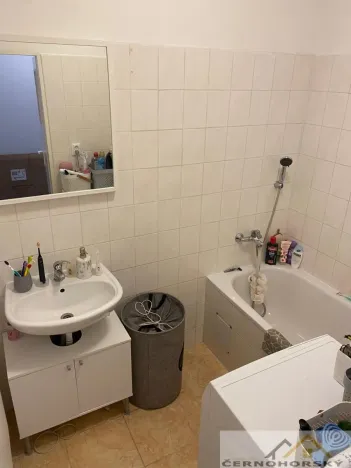 Pronájem bytu 2+kk, Lubenec, Zahradní, 75 m2