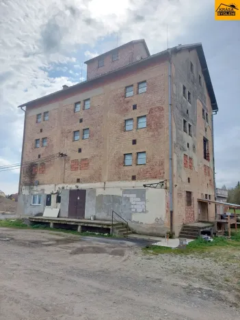 Prodej komerční nemovitosti, Uničov, 2771 m2