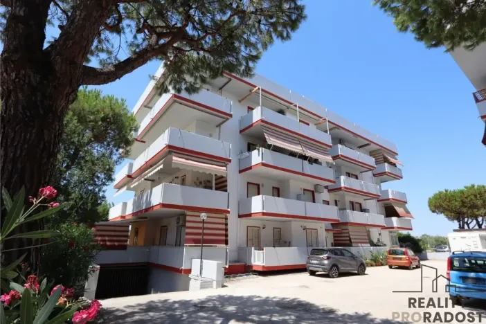 Prodej bytu 2+kk, Via V. Bellini,Villa Rosa,, 42 m2