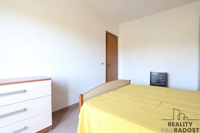 Prodej bytu 2+kk, Via V. Bellini,Villa Rosa,, 42 m2