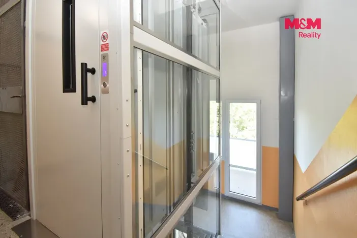 Prodej bytu 2+kk, Karlovy Vary - Rybáře, Krušnohorská, 38 m2