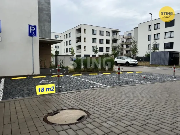 Pronájem garážového stání, Pardubice - Pardubičky, 18 m2