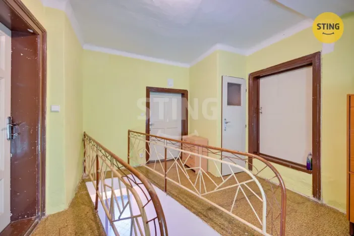 Prodej rodinného domu, Janov, 201 m2