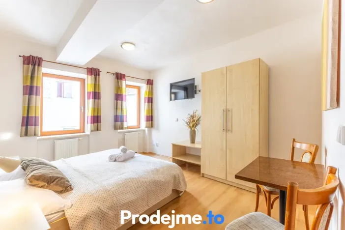 Prodej ubytování, Znojmo, Horní Česká, 1593 m2