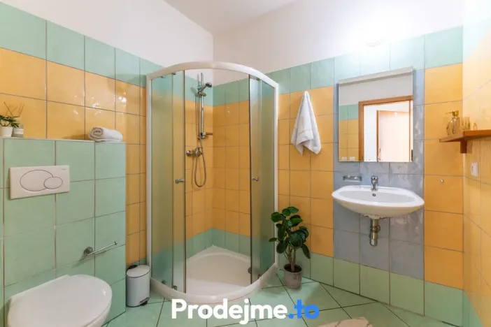 Prodej ubytování, Znojmo, Horní Česká, 1593 m2
