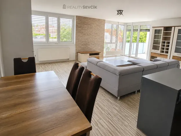 Prodej bytu 3+kk, Dobrá Voda u Českých Budějovic, Lázeňská, 90 m2