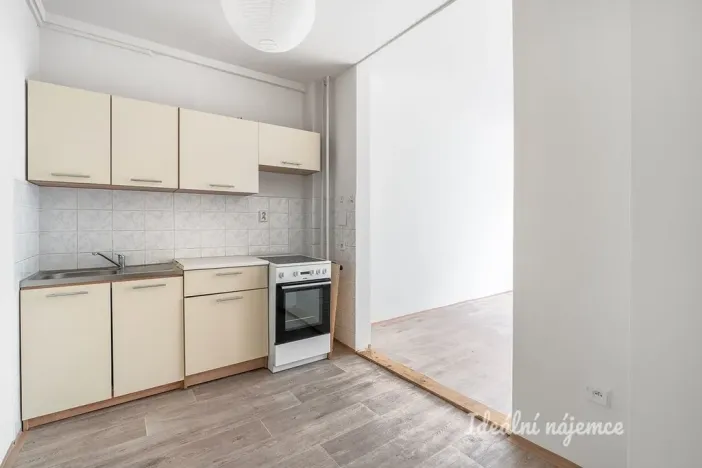 Pronájem bytu 2+kk, Kladno - Kročehlavy, Holandská, 50 m2
