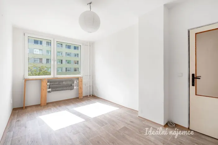 Pronájem bytu 2+kk, Kladno - Kročehlavy, Holandská, 50 m2