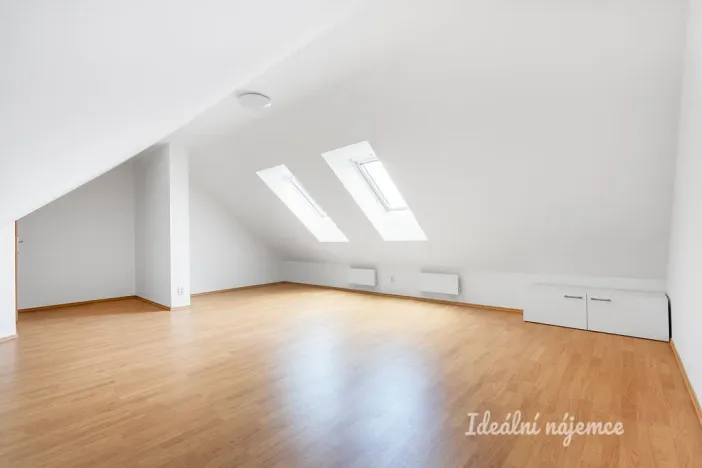 Pronájem bytu 3+kk, Jinočany, U potoka, 89 m2
