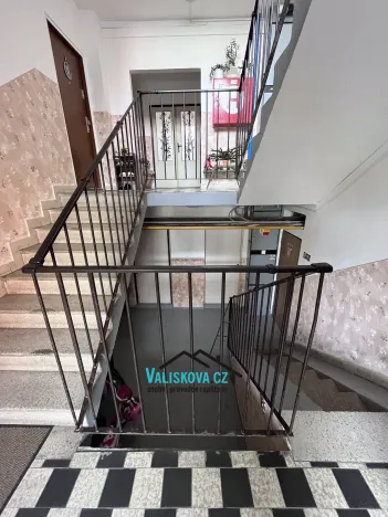 Prodej bytu 2+1, Kroměříž, Třasoňova, 58 m2