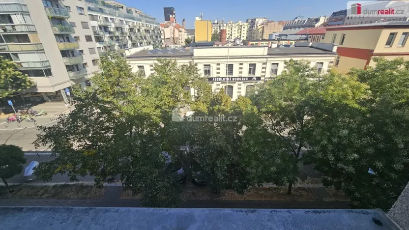 Pronájem bytu 2+kk, Praha - Holešovice, Osadní, 46 m2