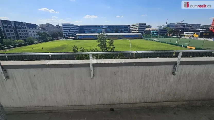 Pronájem bytu 2+kk, Praha - Holešovice, Osadní, 46 m2