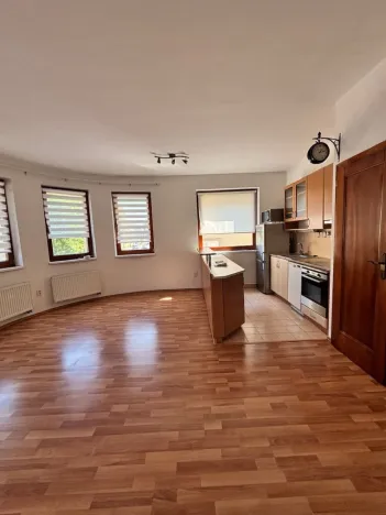 Pronájem bytu 2+kk, Pardubice, Ke Kamenci, 62 m2