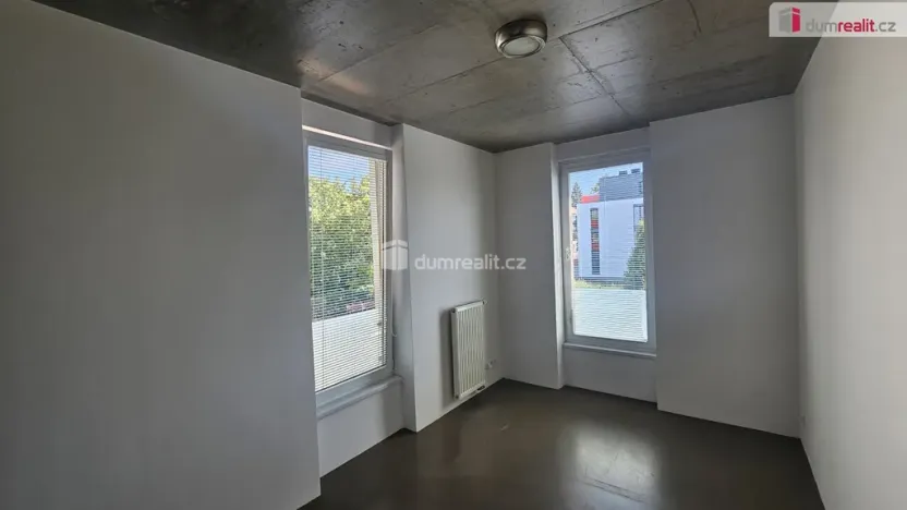 Pronájem bytu 2+kk, Praha - Strašnice, Nedvězská, 57 m2