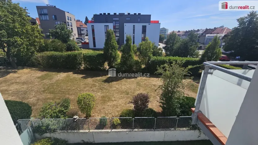 Pronájem bytu 2+kk, Praha - Strašnice, Nedvězská, 57 m2
