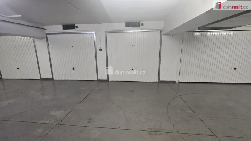 Pronájem bytu 2+kk, Praha - Strašnice, Nedvězská, 57 m2