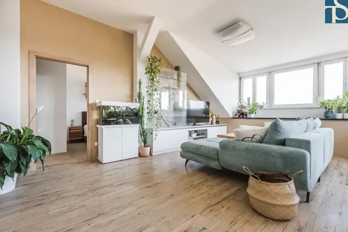 Prodej bytu 2+kk, Praha - Strašnice, Černokostelecká, 70 m2