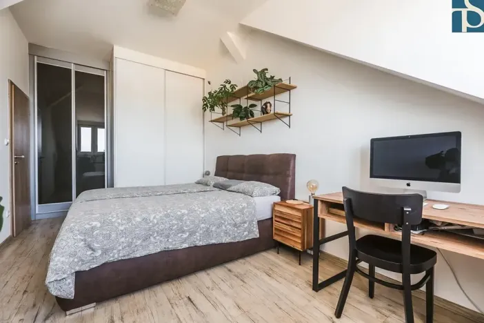 Prodej bytu 2+kk, Praha - Strašnice, Černokostelecká, 70 m2