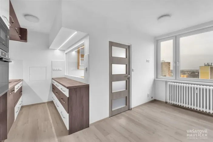 Pronájem bytu 2+kk, Hradec Králové, Veverkova, 36 m2