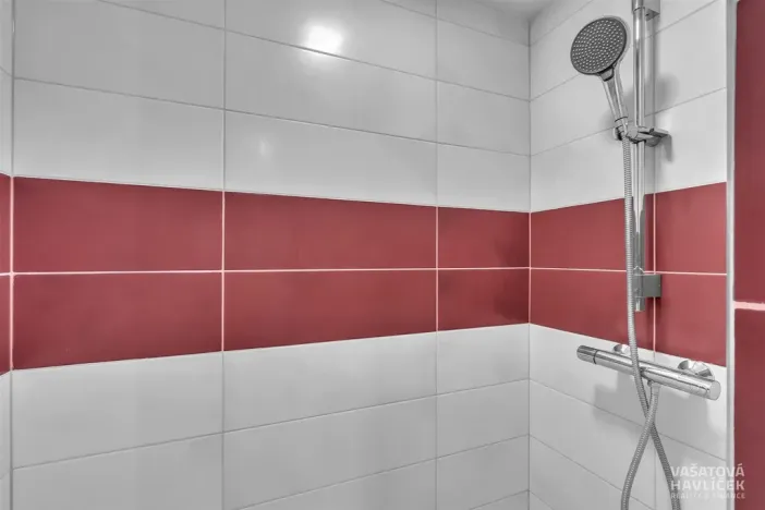 Pronájem bytu 2+kk, Hradec Králové, Veverkova, 36 m2