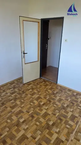 Pronájem bytu 3+1, Praha - Kobylisy, Kaňkovského, 69 m2