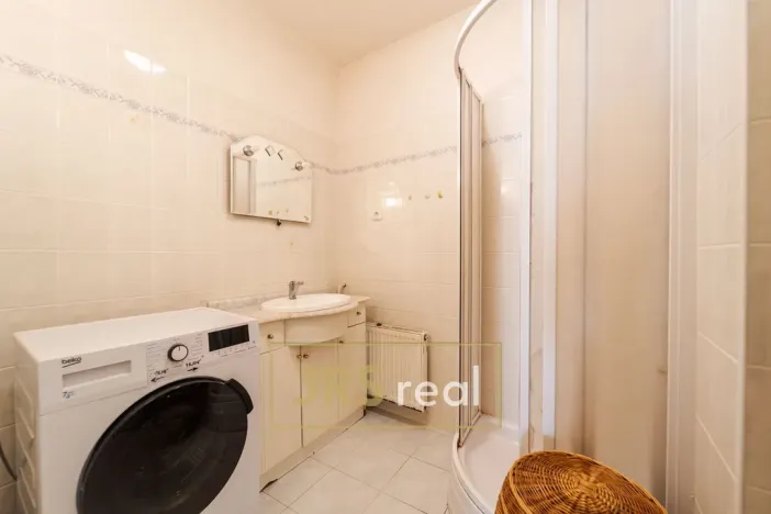 Prodej rodinného domu, Popice, 220 m2